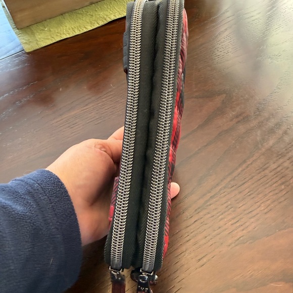 Lug Coupe Red and black check crossbody, shoulder or belt bag - Picture 10 of 11